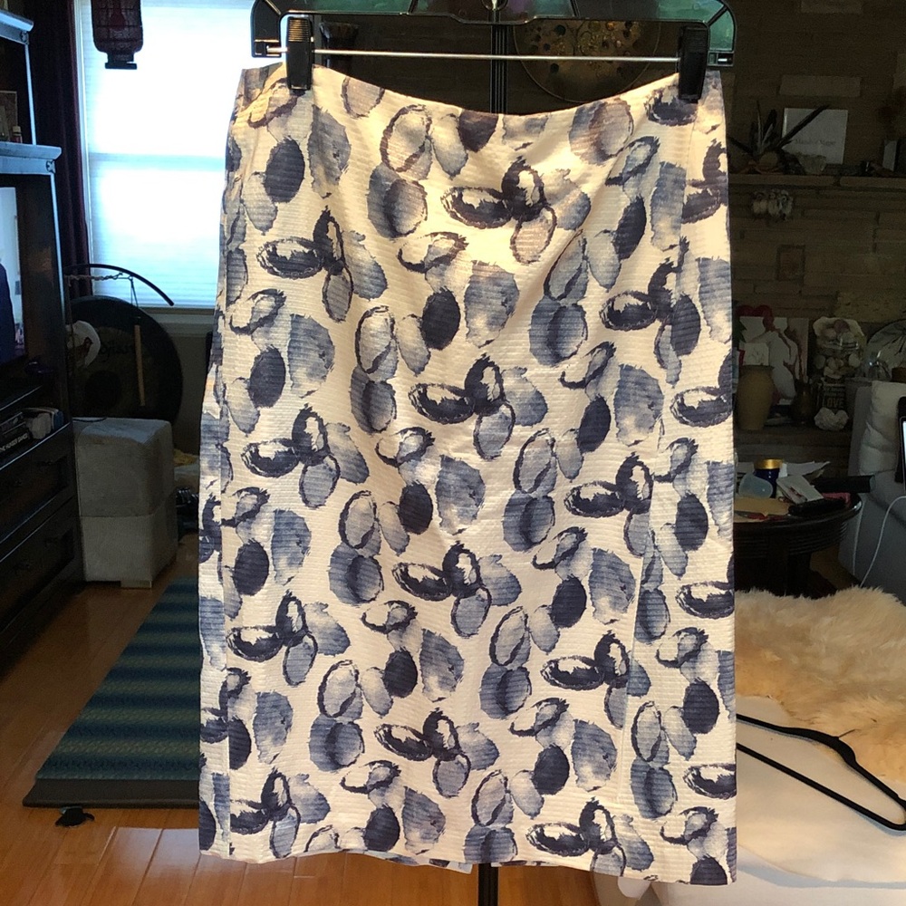 RARE Doncaster Cream Pencil Skirt with Blue Floral Brushprint